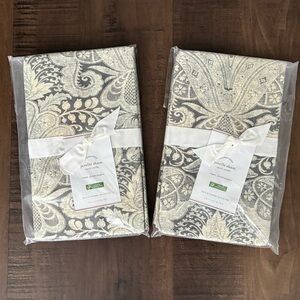 New Set 2 Pottery Barn Janelle Shams